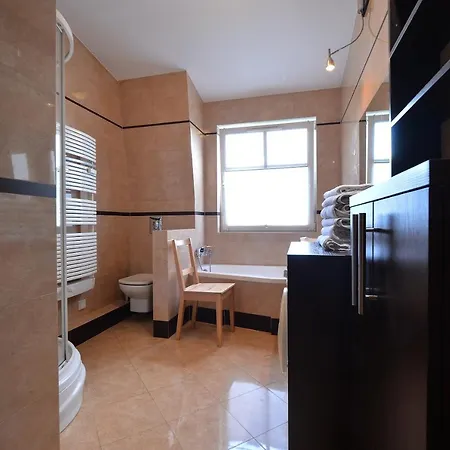 Apartment Citystay Parkur